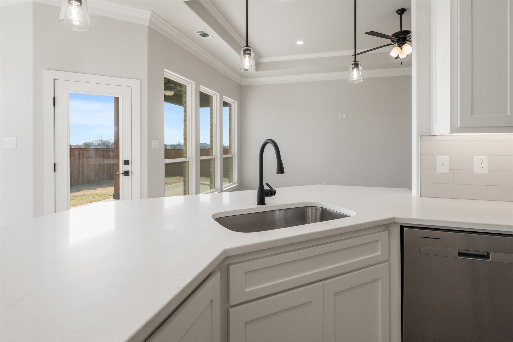503 Limestone Circle Mabank TX 75147