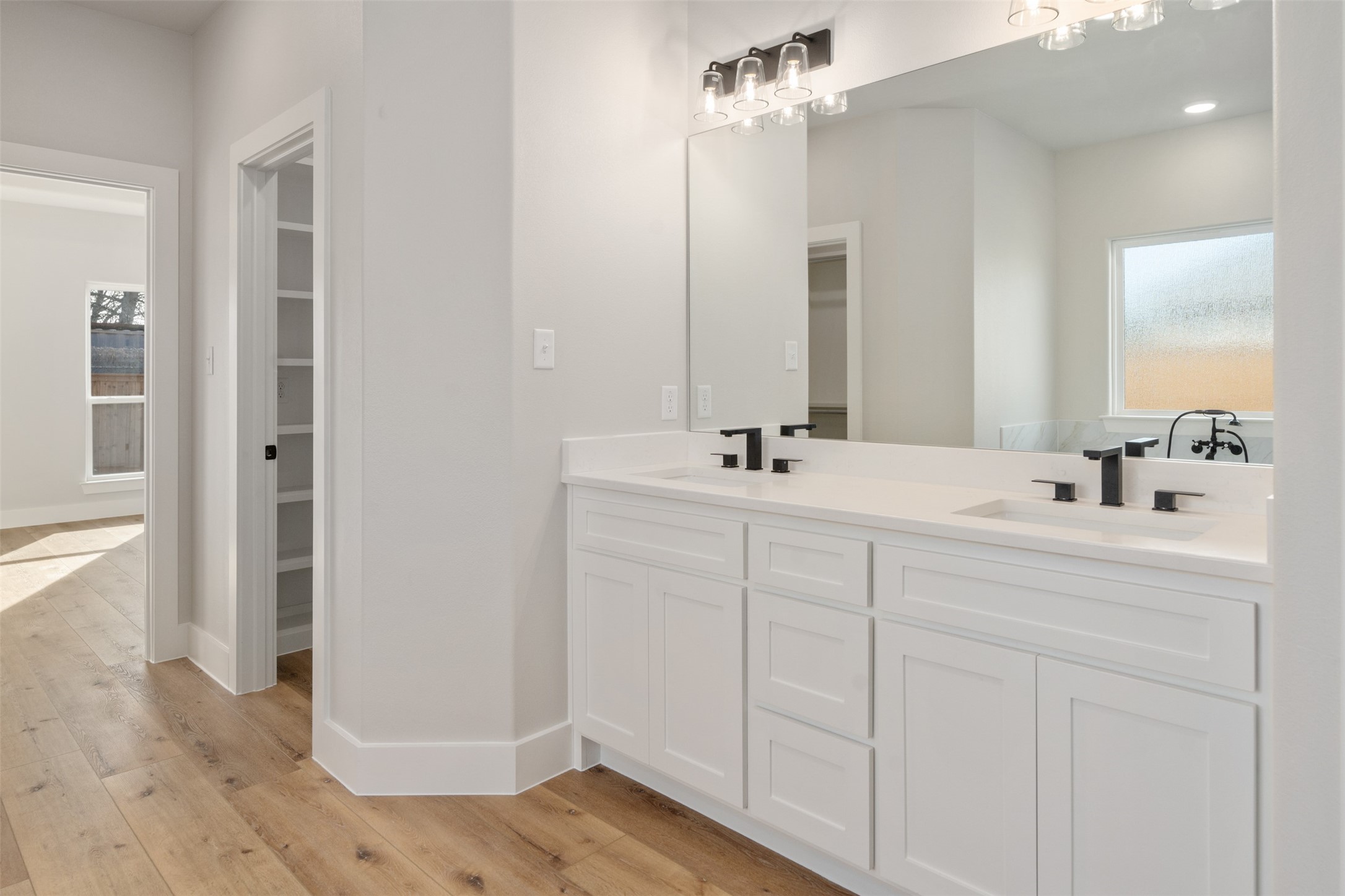 503 Limestone Circle Mabank TX 75147