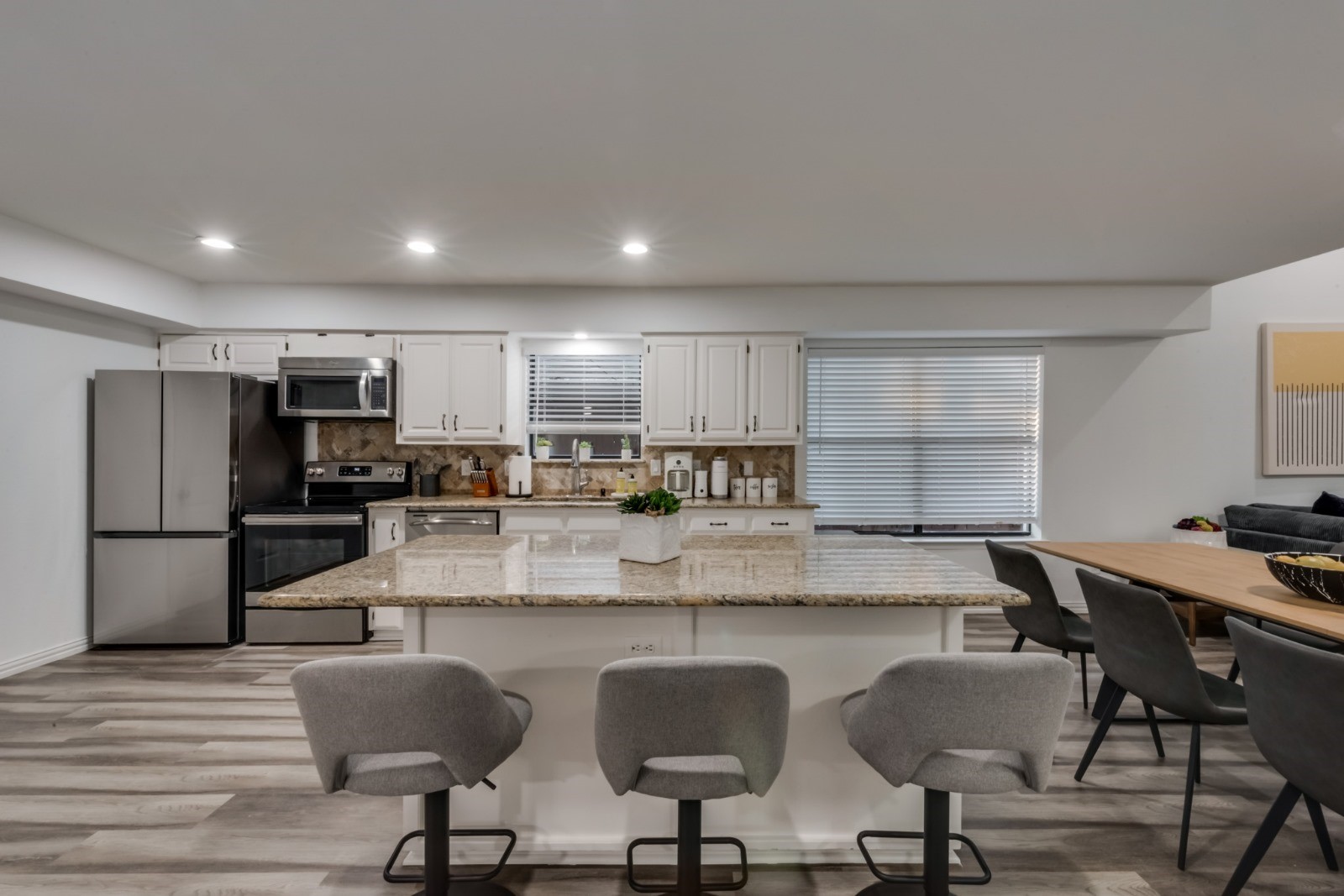 17920 Hillcrest Road Dallas TX 75252