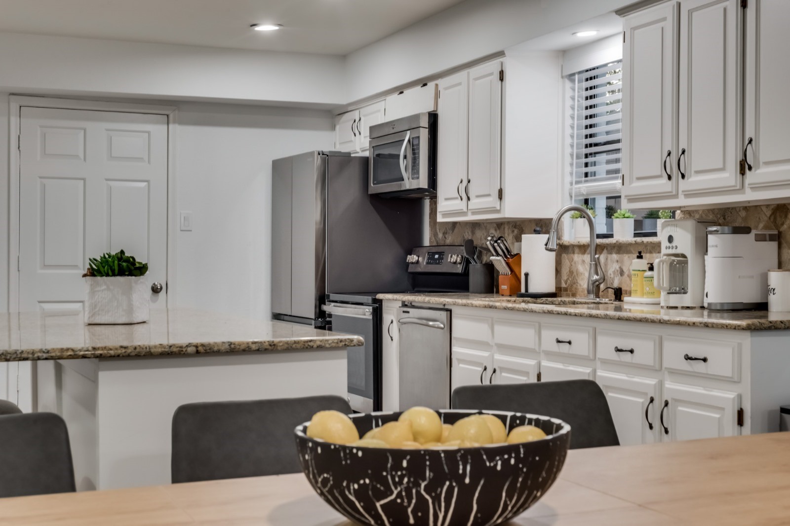17920 Hillcrest Road Dallas TX 75252