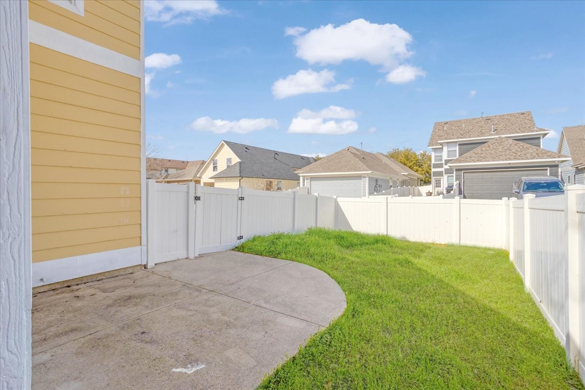 1805 Azalea Drive Savannah TX 76227