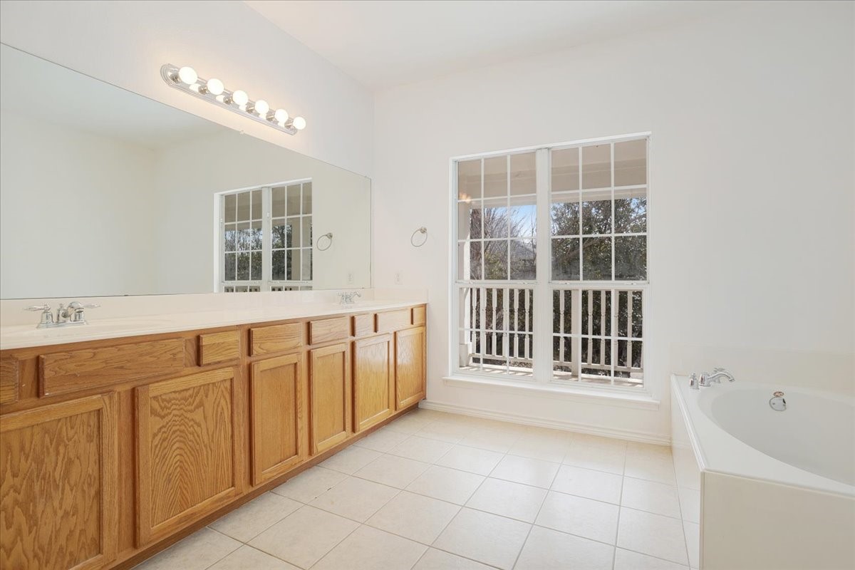 1805 Azalea Drive Savannah TX 76227