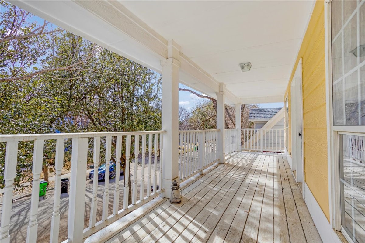 1805 Azalea Drive Savannah TX 76227