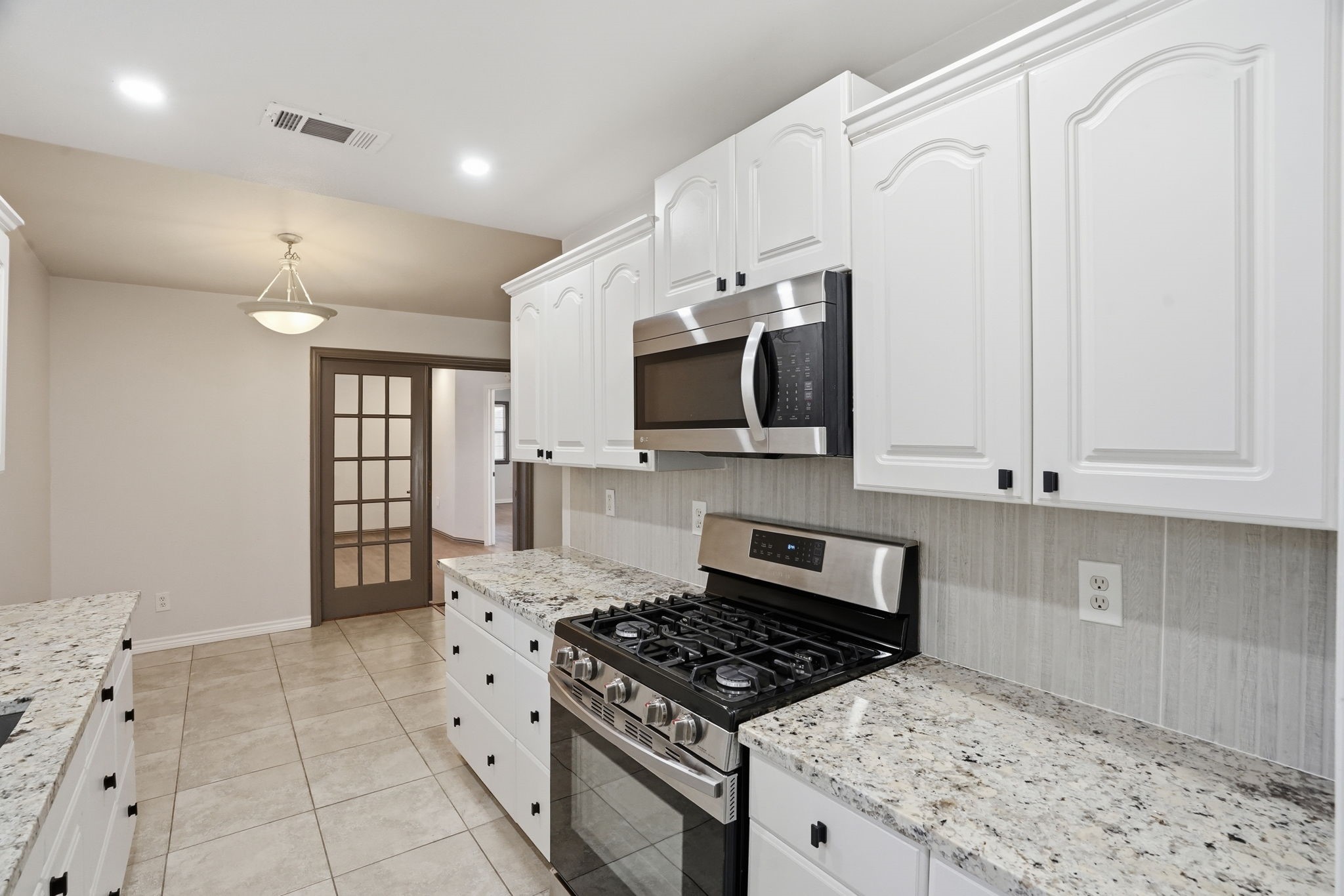 8660 Kingspoint Drive Dallas TX 75238