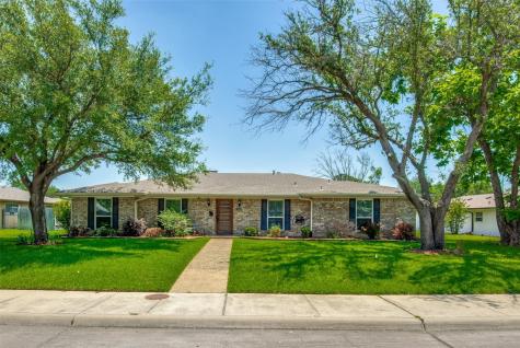 2504 Canterbury Drive Carrollton TX 75006