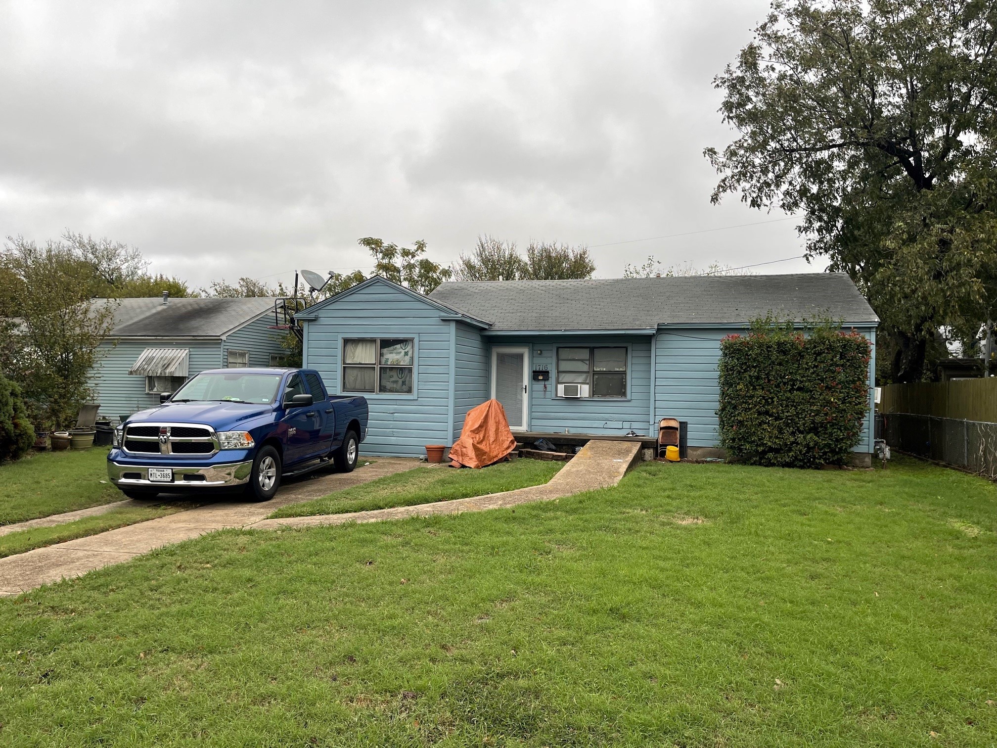 1716 Carolyn Street Irving TX 75061