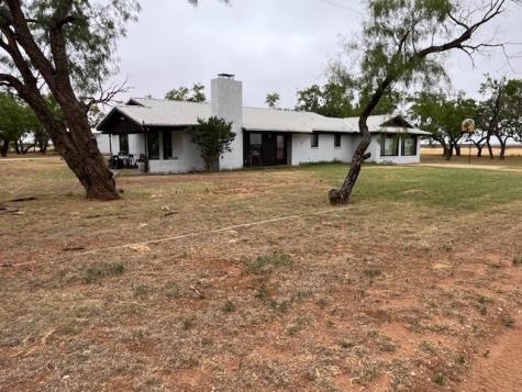 155 County Road 409 Roby TX 79543