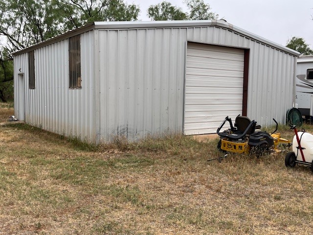 155 County Road 409 Roby TX 79543