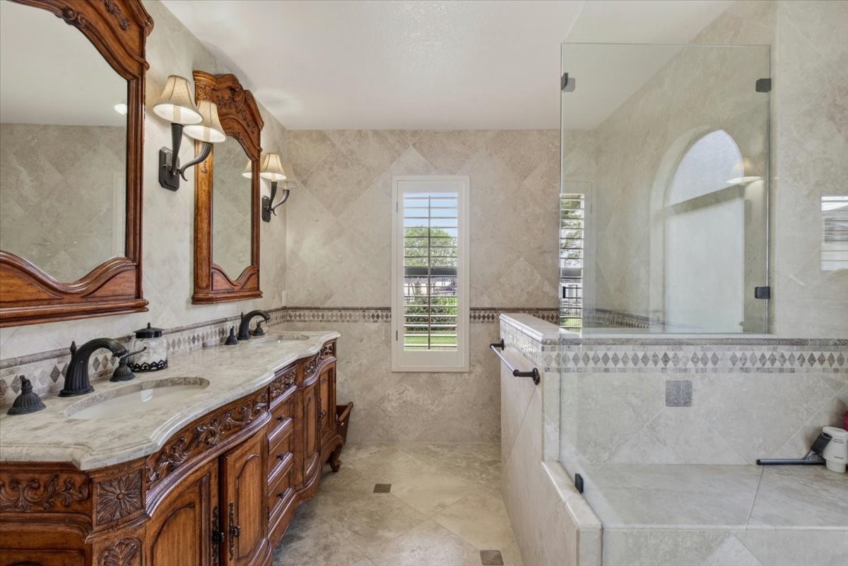 524 Turner Drive Trinidad TX 75163