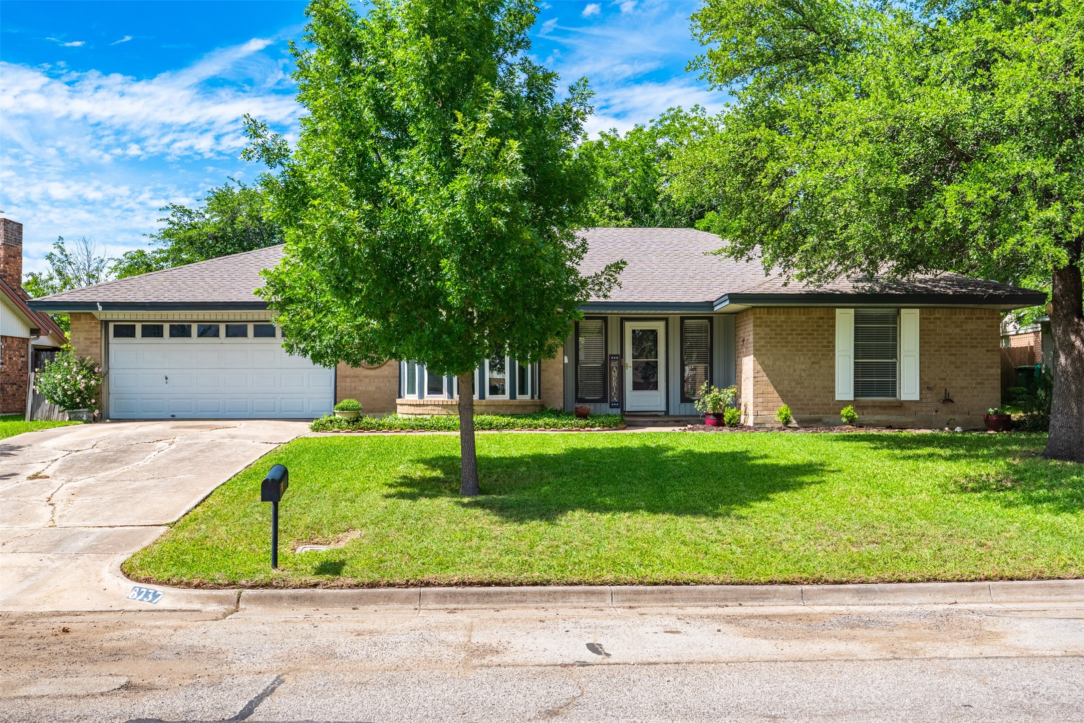 6737 Fair Meadows Drive North Richland Hills TX 76182