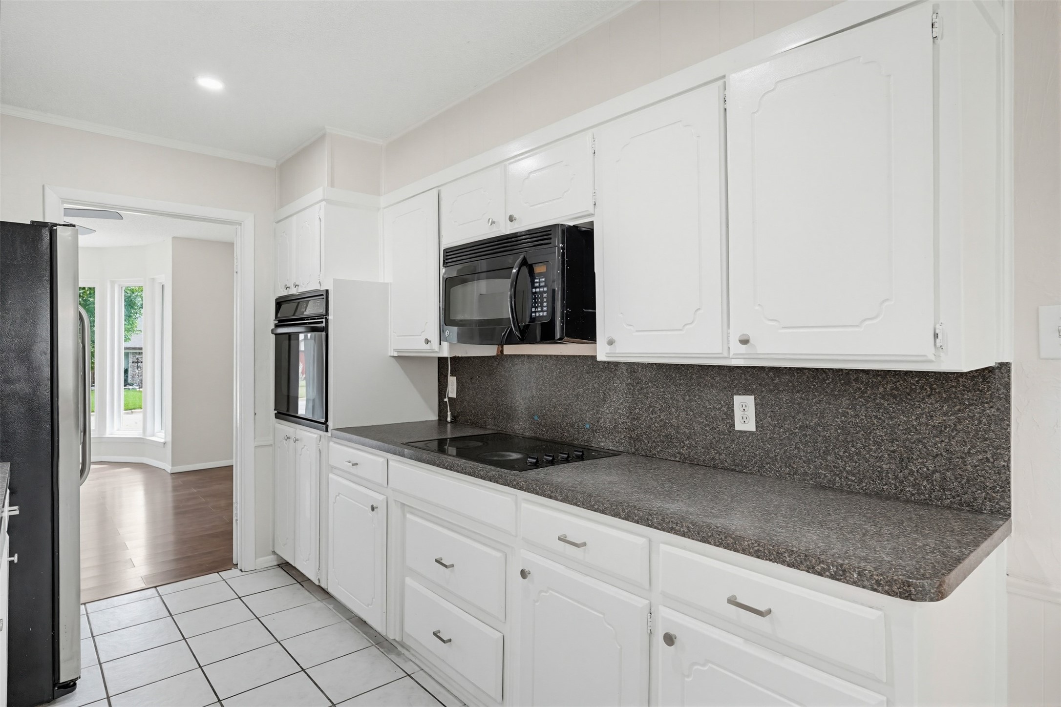 6737 Fair Meadows Drive North Richland Hills TX 76182
