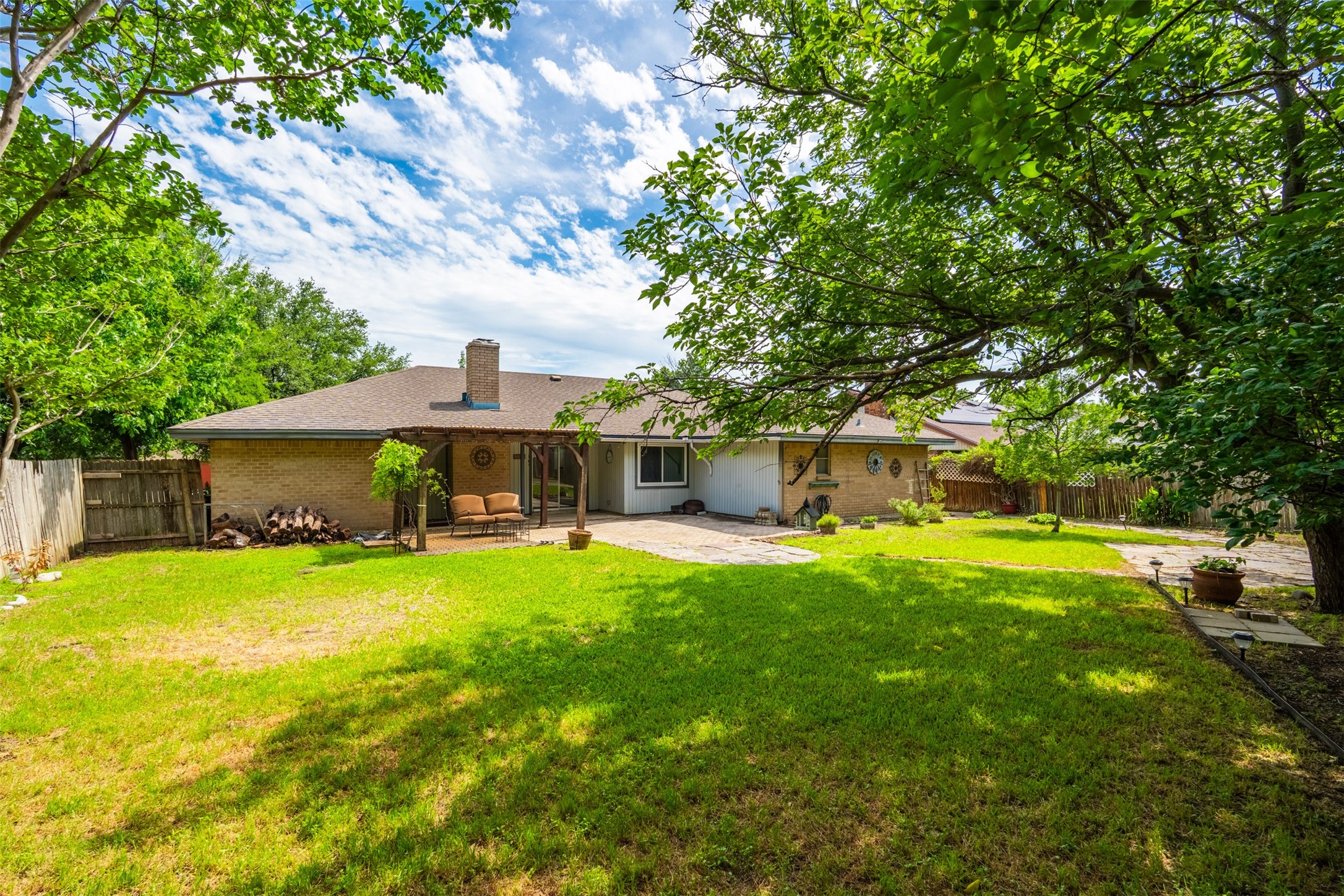 6737 Fair Meadows Drive North Richland Hills TX 76182