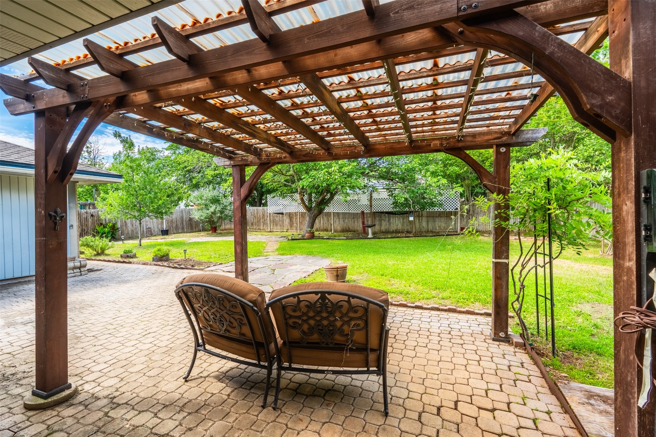 6737 Fair Meadows Drive North Richland Hills TX 76182