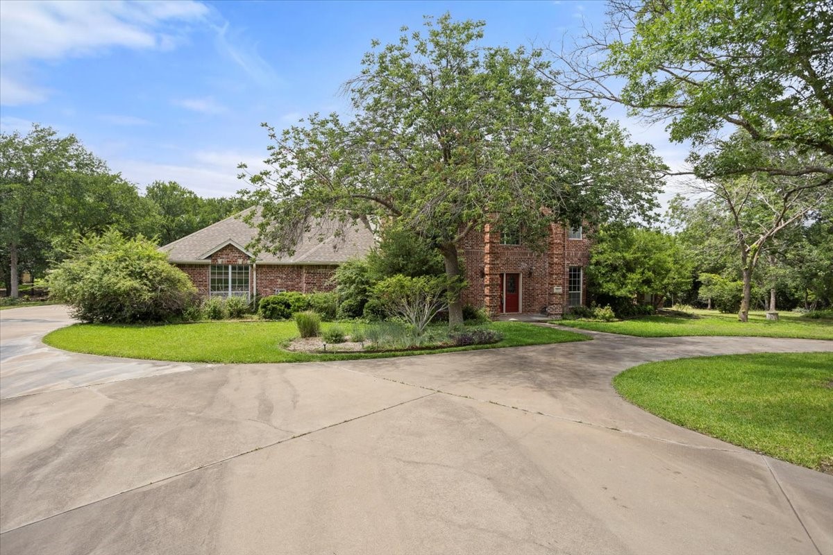 1642 Greenview Court Aledo TX 76008