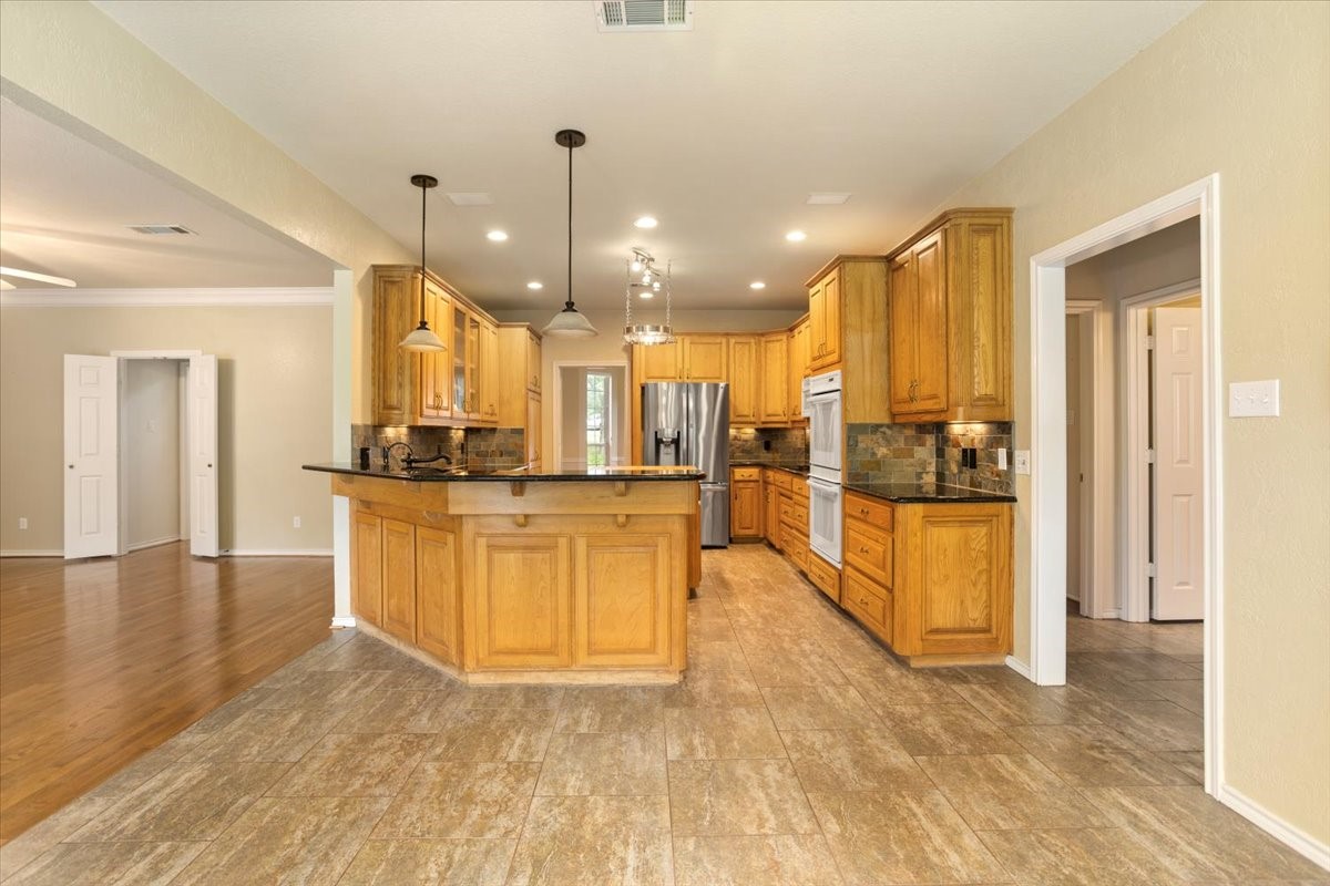 1642 Greenview Court Aledo TX 76008