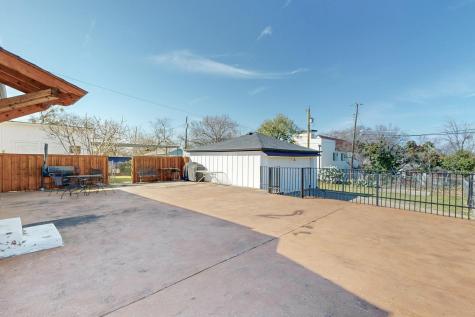 3101 Ouida Avenue Dallas TX 75211