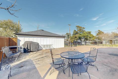 3101 Ouida Avenue Dallas TX 75211