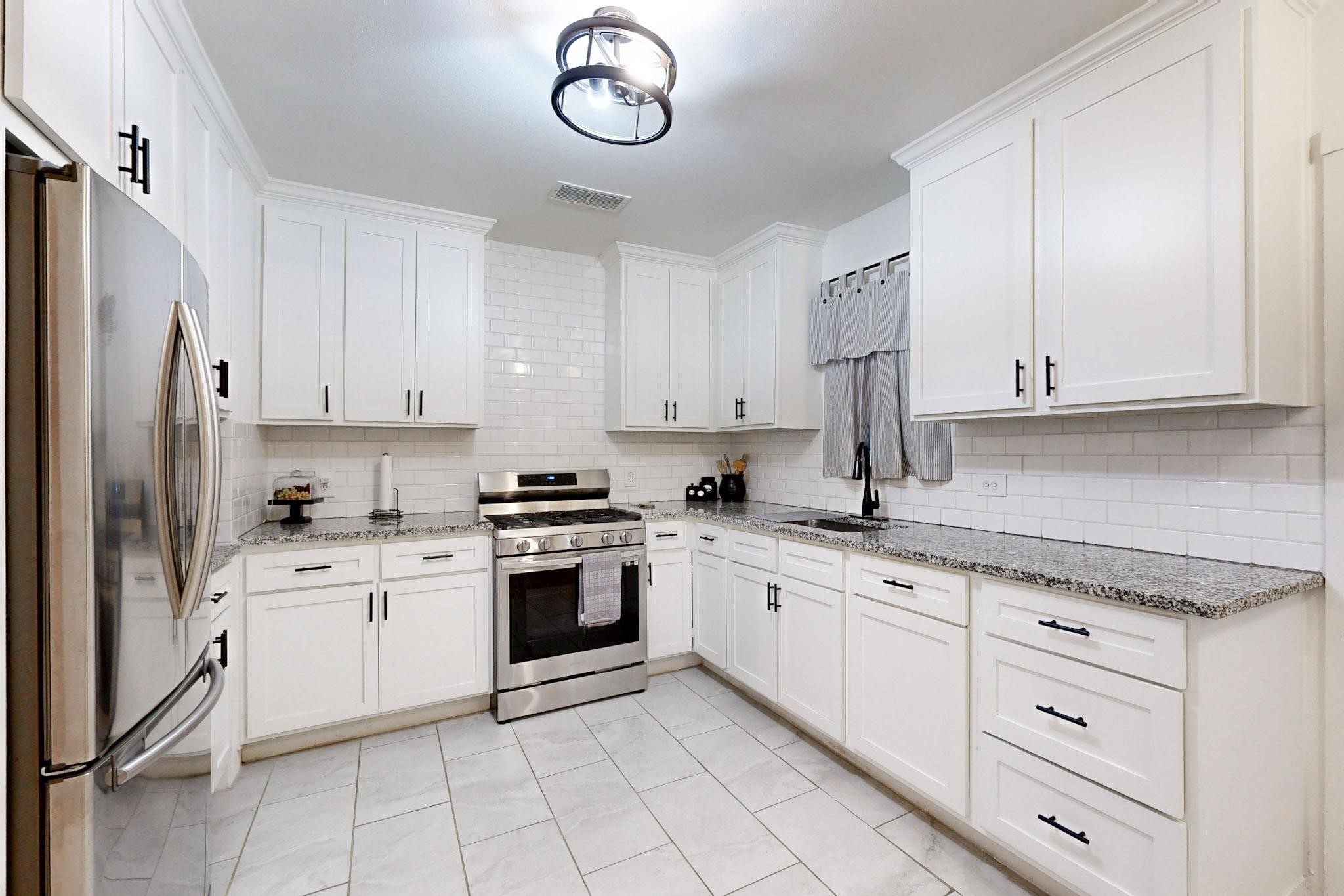 3101 Ouida Avenue Dallas TX 75211