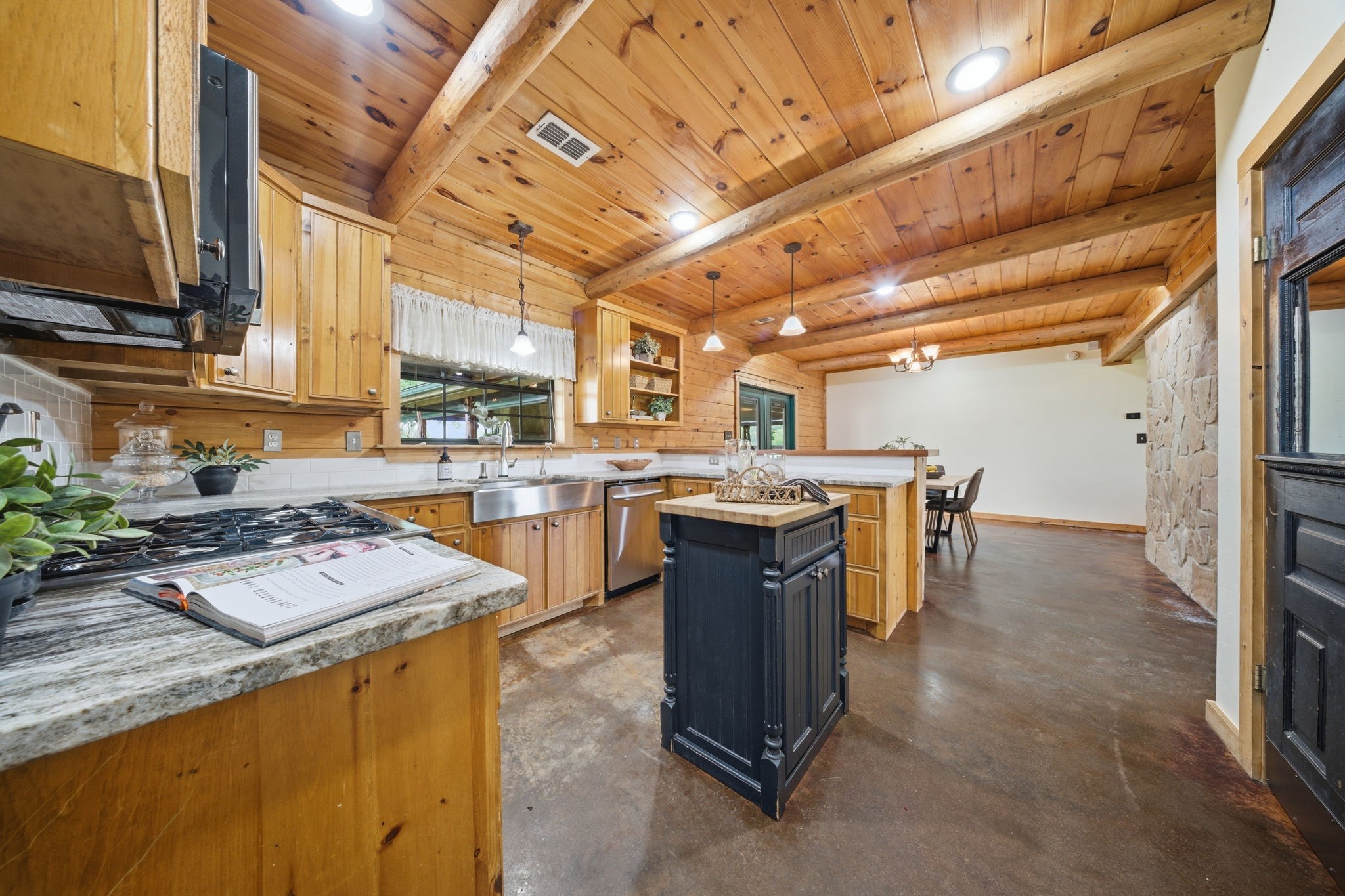 465 Emberson Ranch Road Pilot Point TX 76258