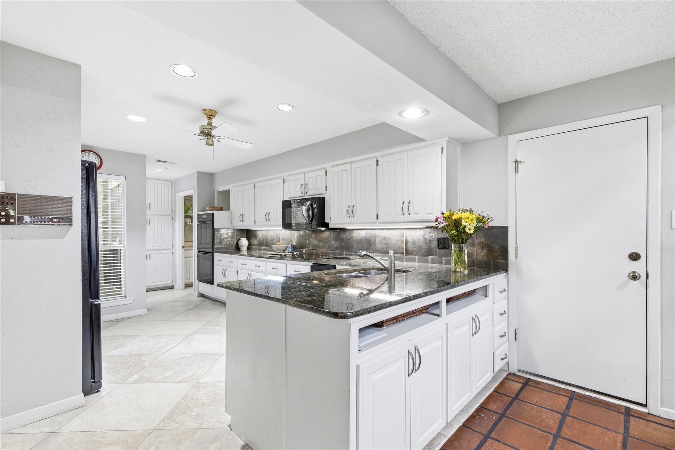 17215 Graystone Drive Dallas TX 75248