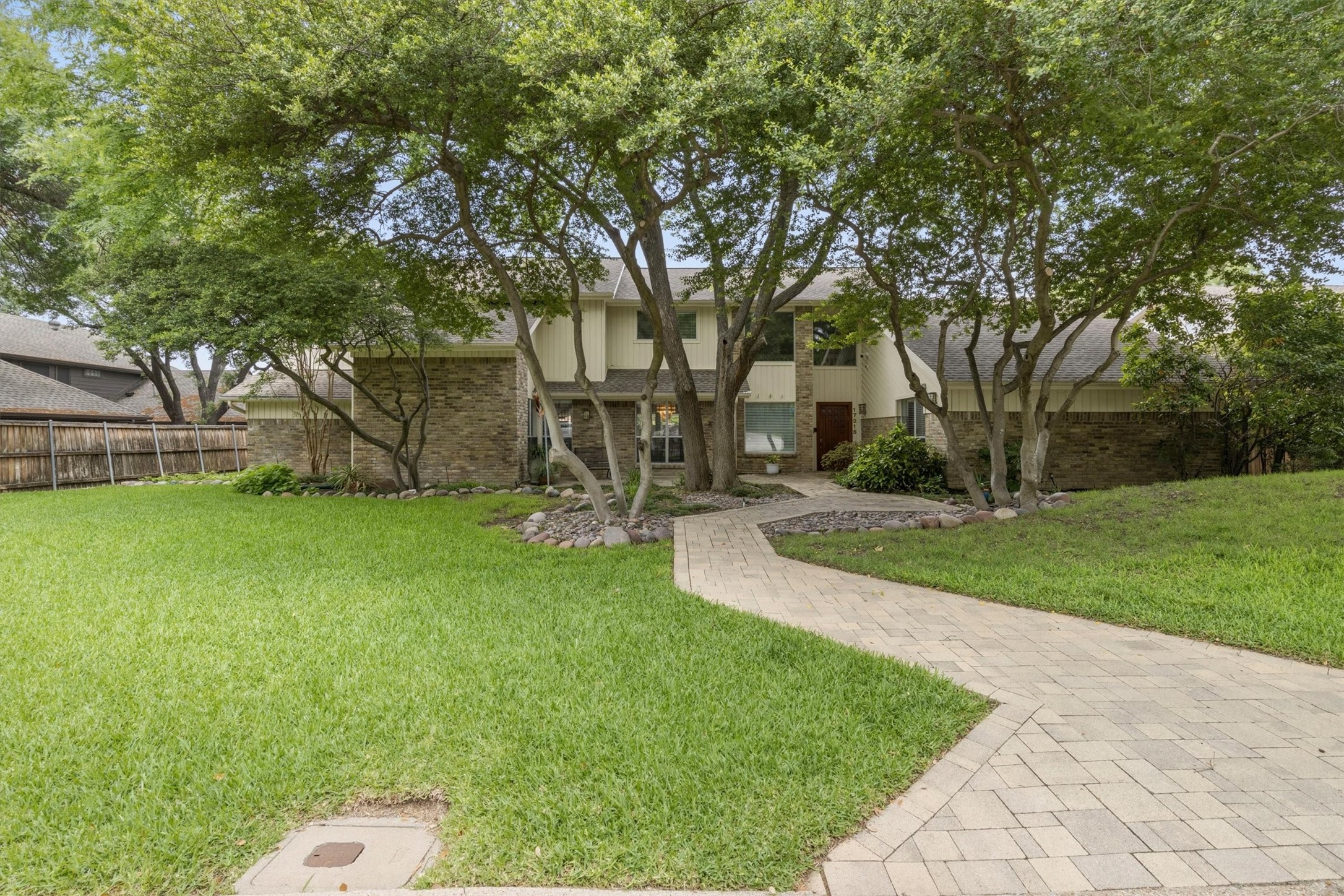 17215 Graystone Drive Dallas TX 75248