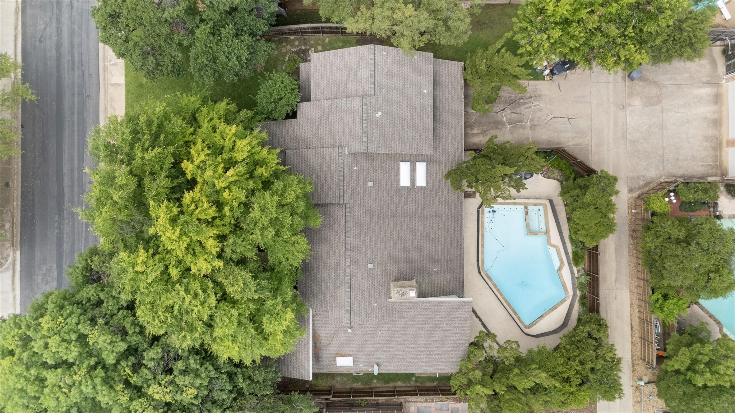 17215 Graystone Drive Dallas TX 75248