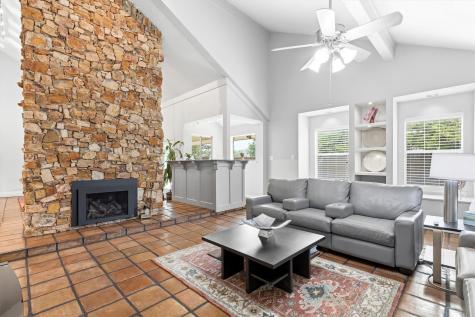 17215 Graystone Drive Dallas TX 75248