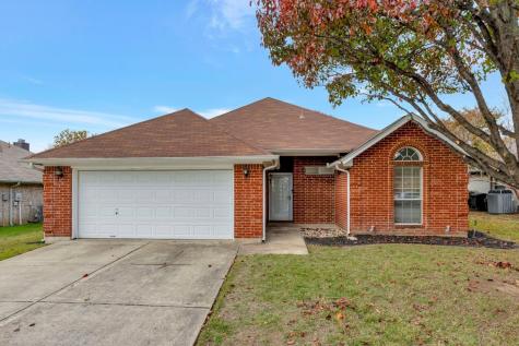 108 Troxell Boulevard Rhome TX 76078