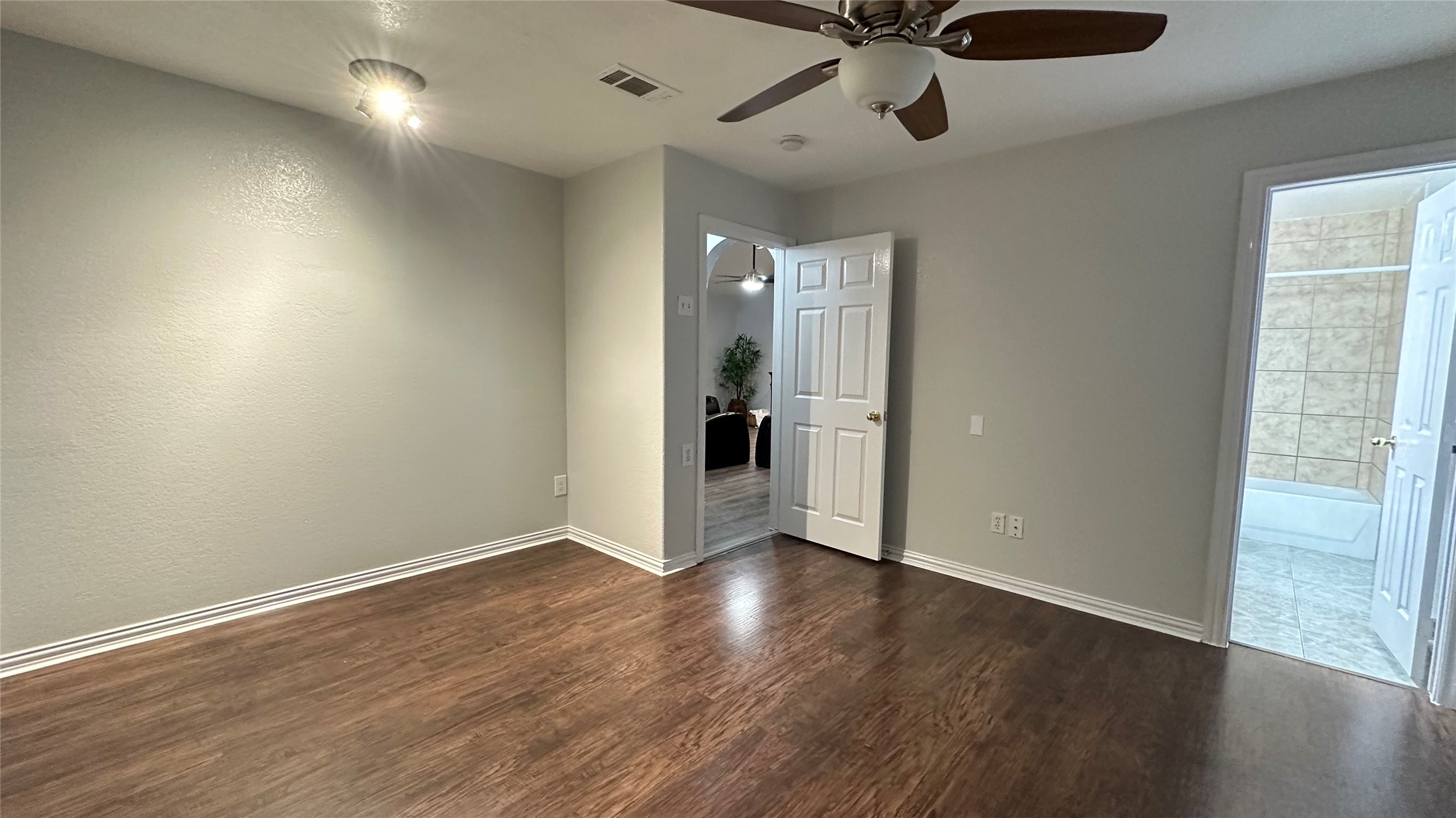 13731 Biggs Street Dallas TX 75253