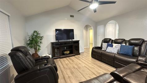 13731 Biggs Street Dallas TX 75253