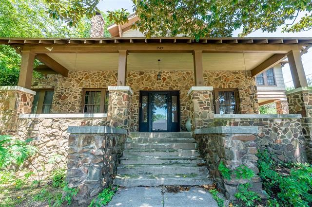 747 Clarksville Street Paris TX 75460