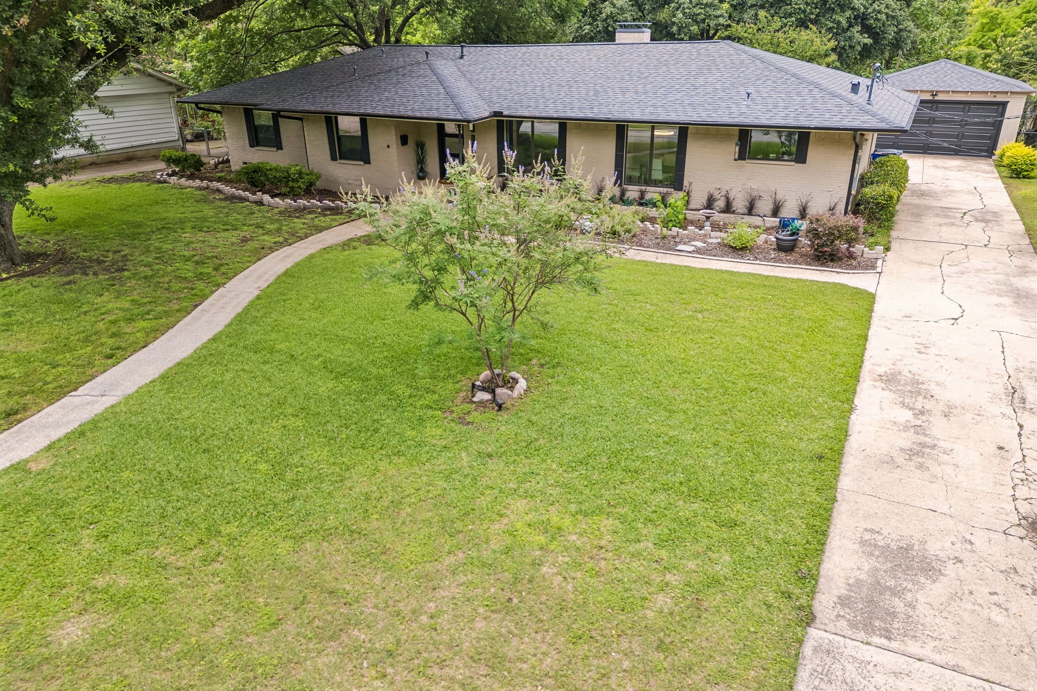 3040 Selma Lane Farmers Branch TX 75234