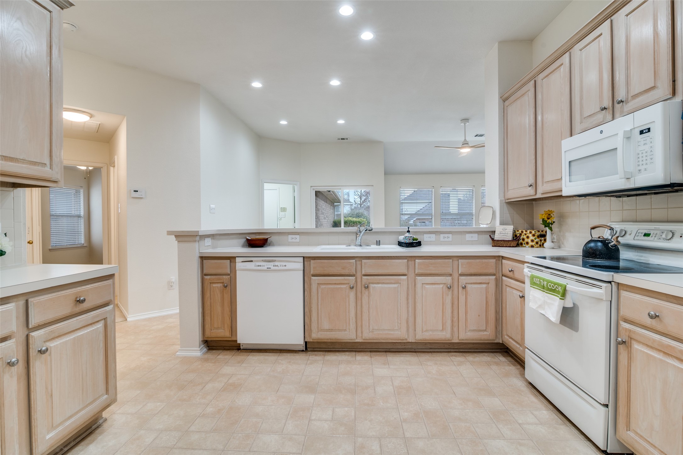 2185 Crestlake Drive Rockwall TX 75087
