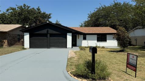 4413 Tiptop Street Haltom City TX 76117