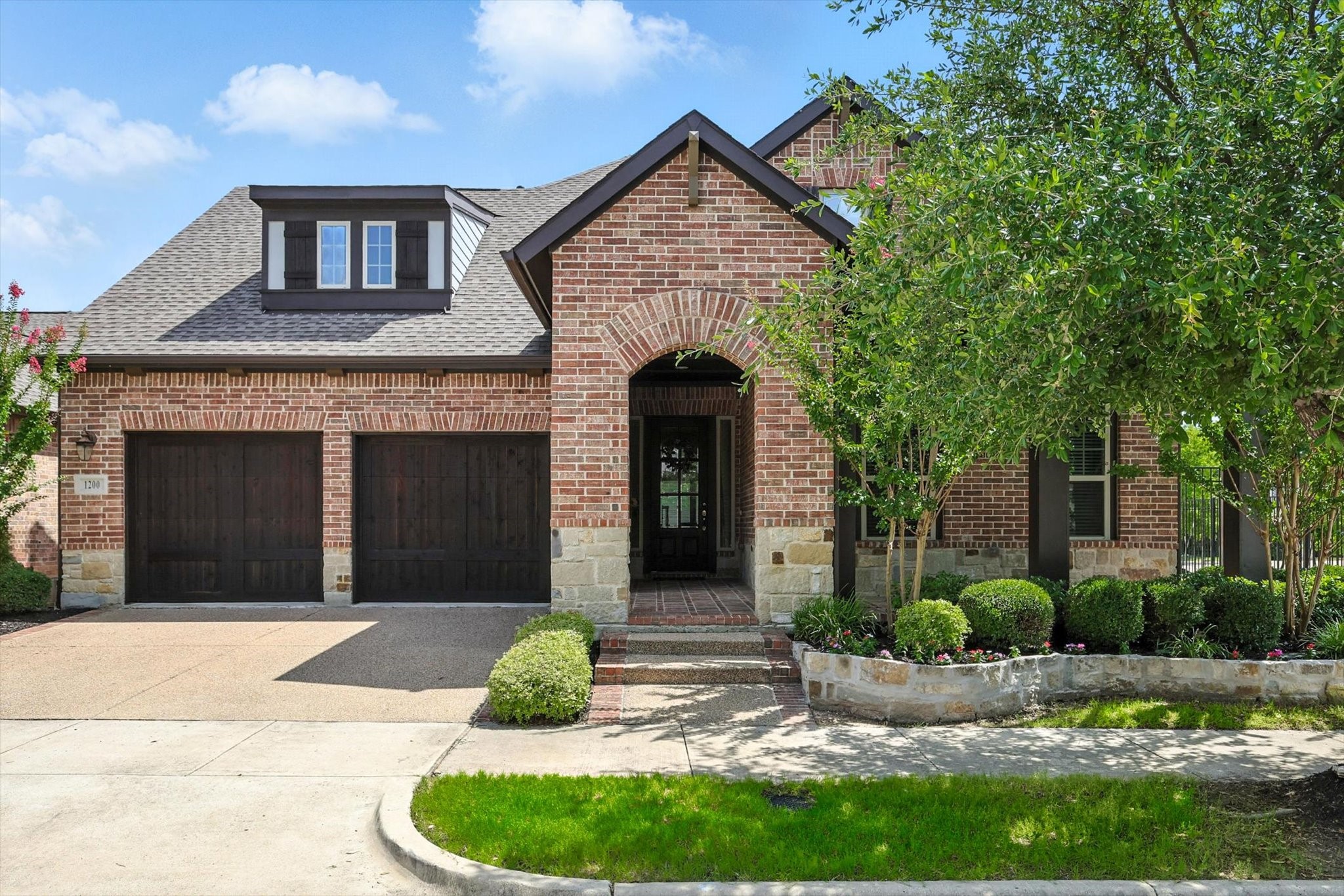 1200 Bull Valley Way Arlington TX 76005