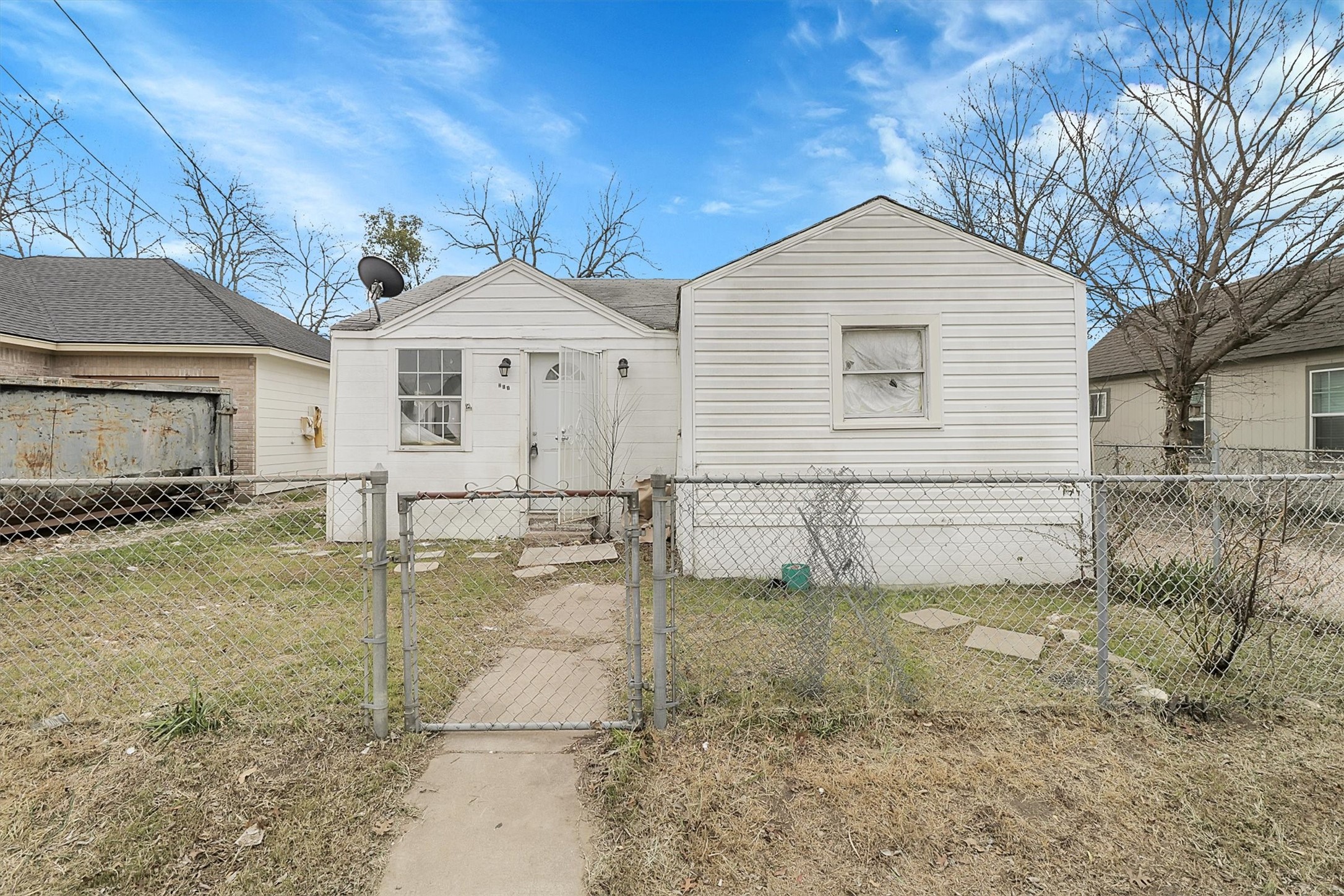 211 Henry Street Waxahachie TX 75165