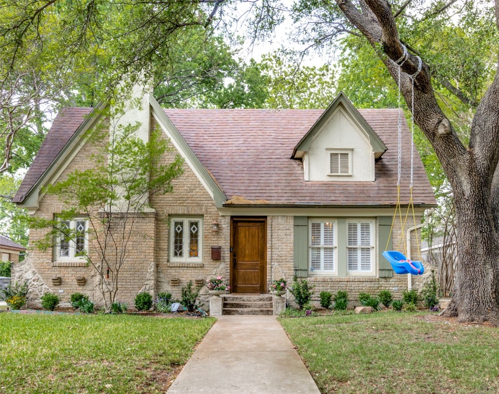 5231 Merrimac Avenue Dallas TX 75206
