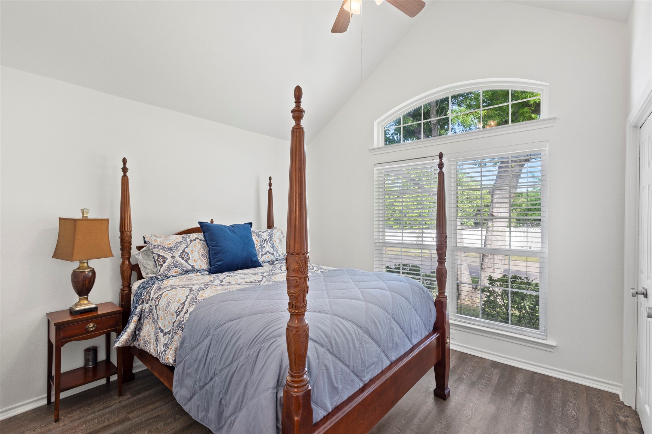 2404 Bowman Avenue Mansfield TX 76063
