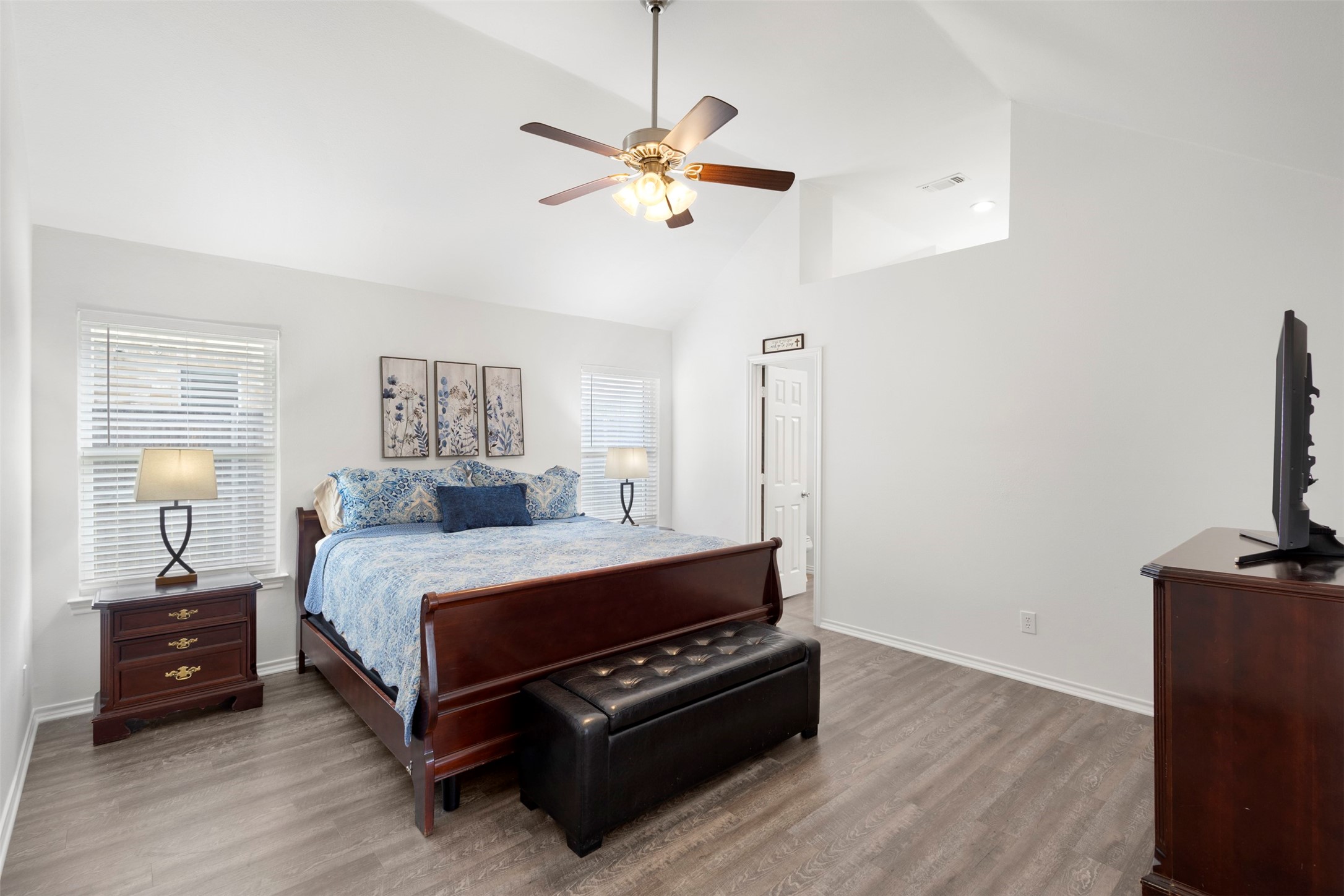 2404 Bowman Avenue Mansfield TX 76063