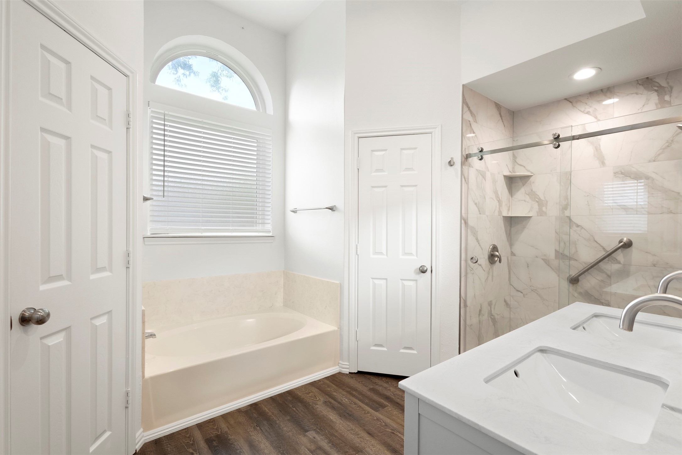 2404 Bowman Avenue Mansfield TX 76063
