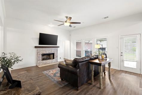 2404 Bowman Avenue Mansfield TX 76063