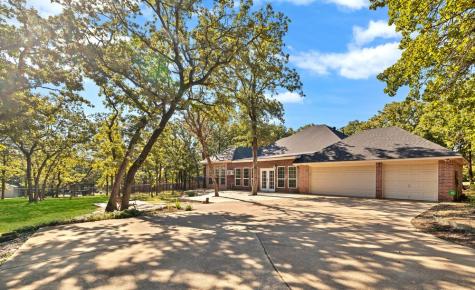7308 Wooded Acres Trail Mansfield TX 76063