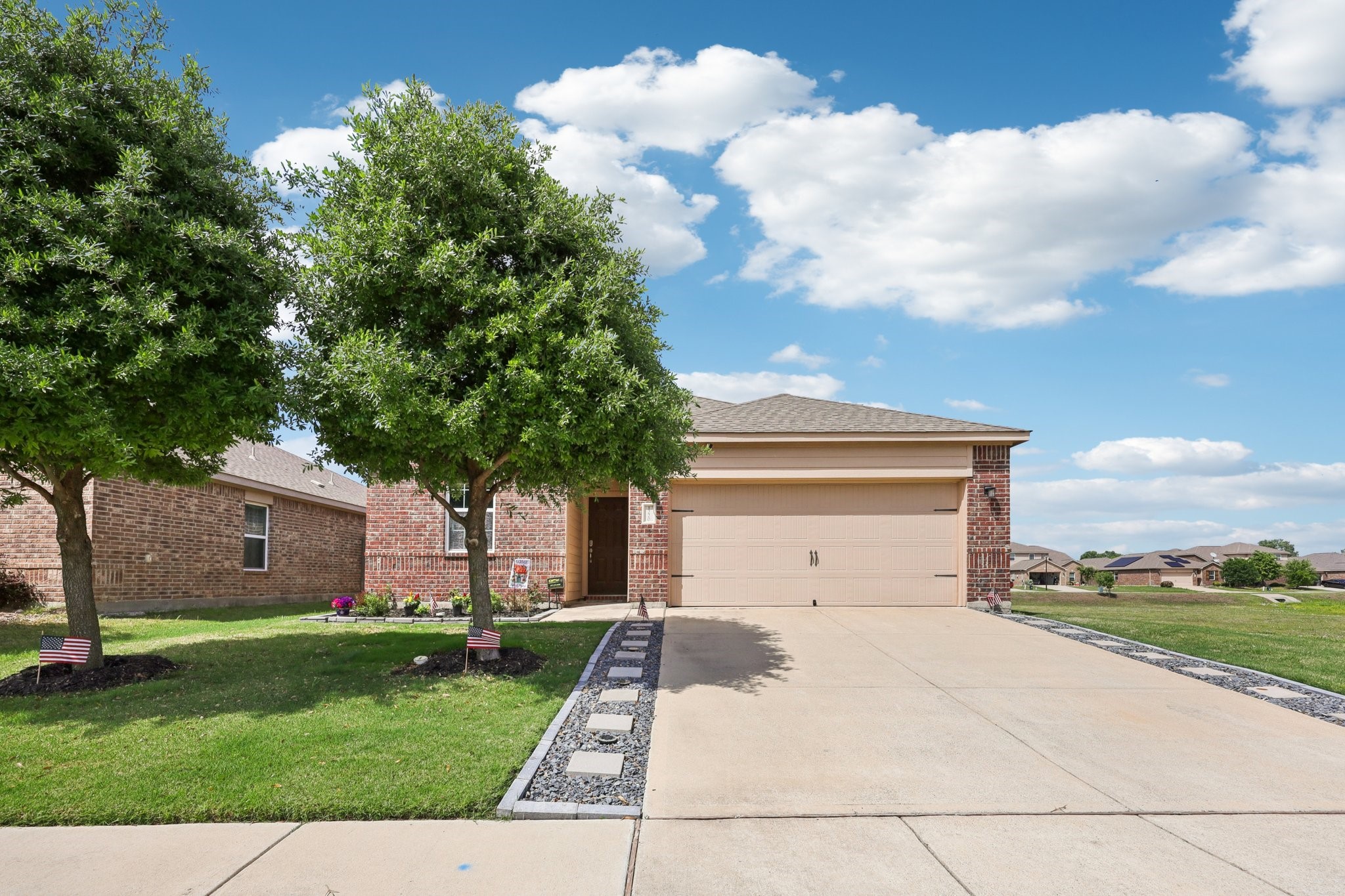 1220 Juniper Princeton TX 75407