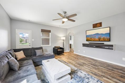 1220 Juniper Princeton TX 75407