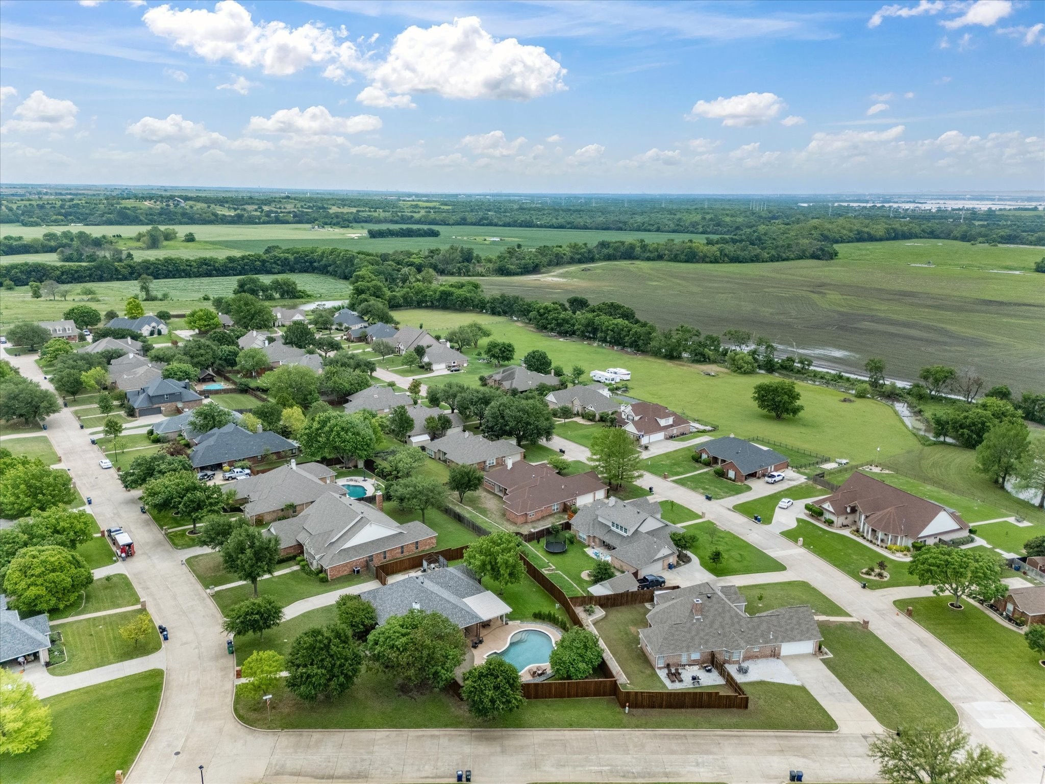 121 Daisey Lane Justin TX 76247