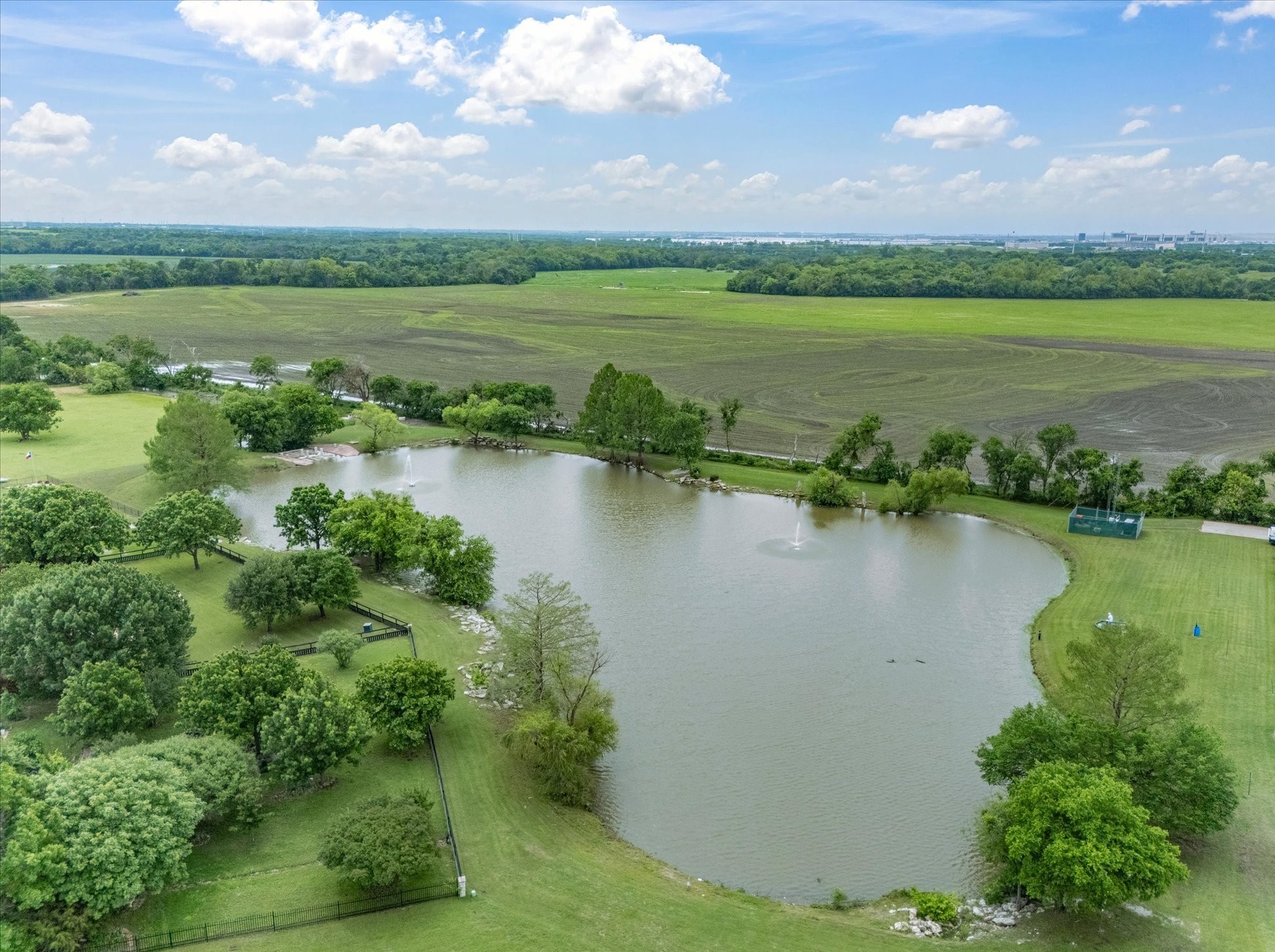 121 Daisey Lane Justin TX 76247