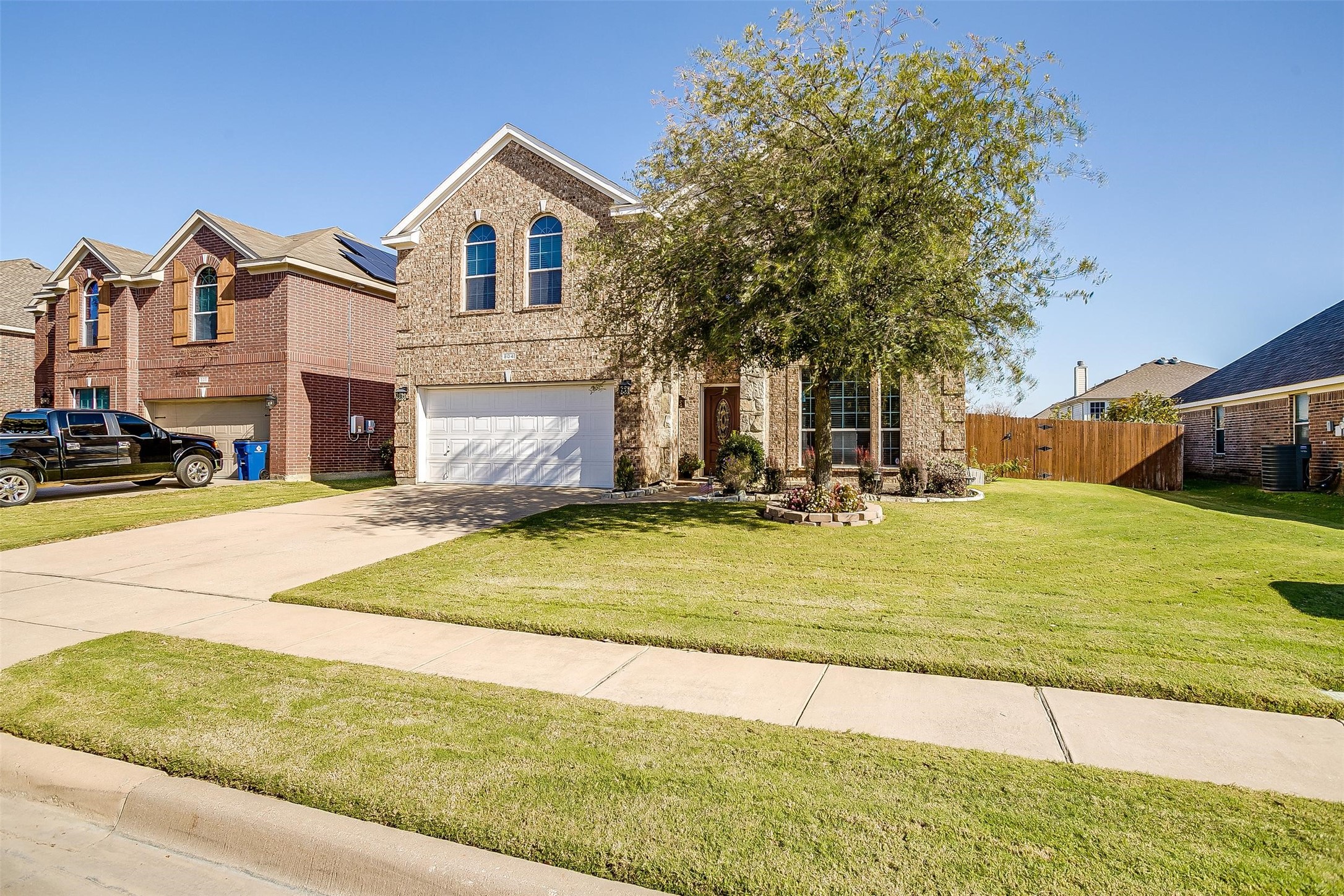 804 Sycamore Street Burleson TX 76028