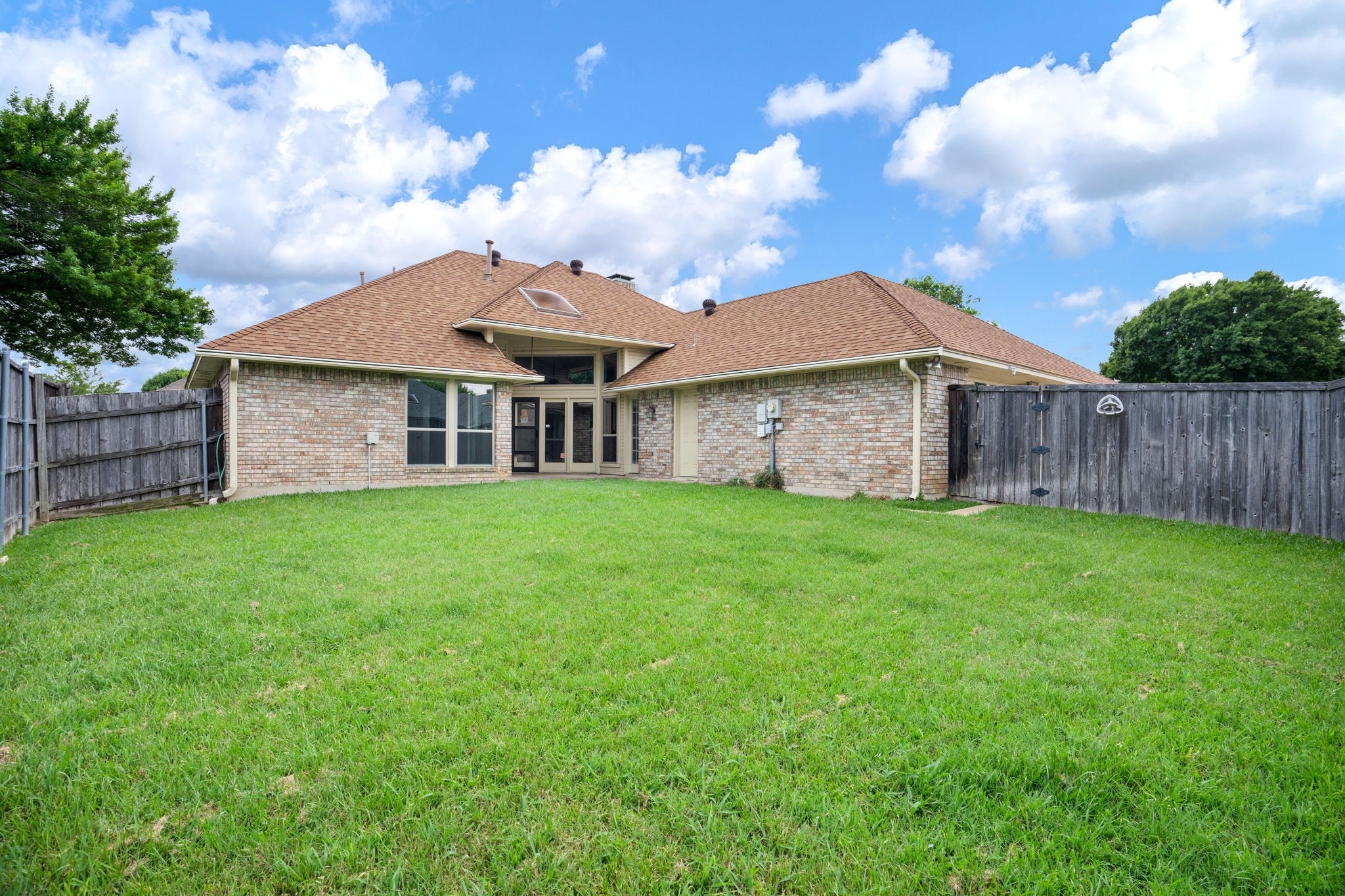 1341 Nettleton Drive Desoto TX 75115