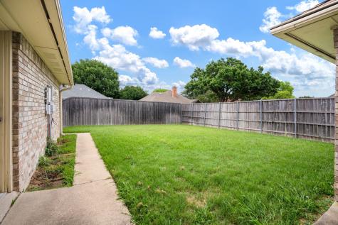 1341 Nettleton Drive Desoto TX 75115