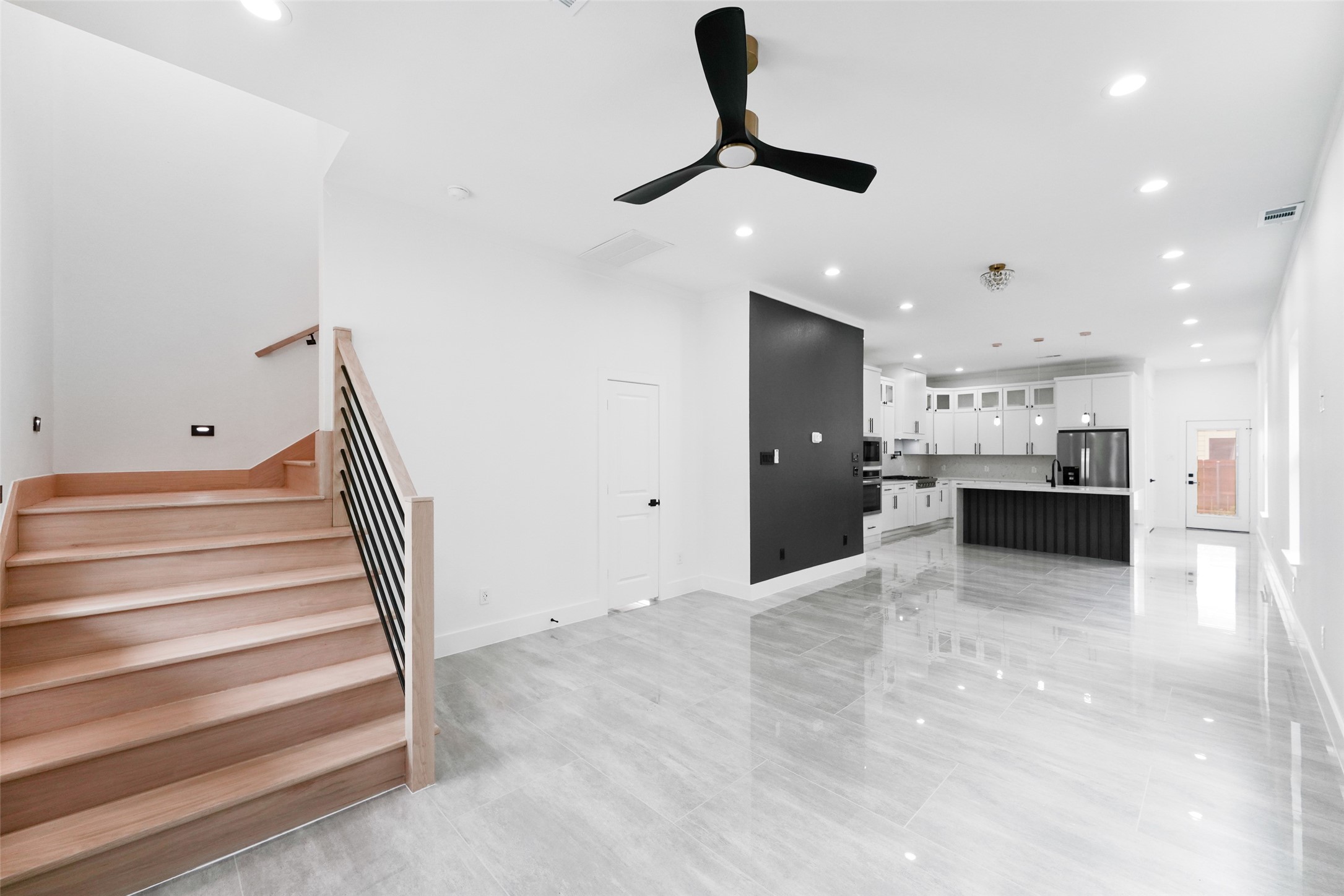 404 Pecan Drive Dallas TX 75203